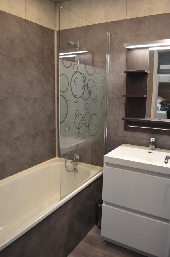 Appartement Studio Domaine De L'Alpe D'Huez, Villard Reculas ภายนอก รูปภาพ